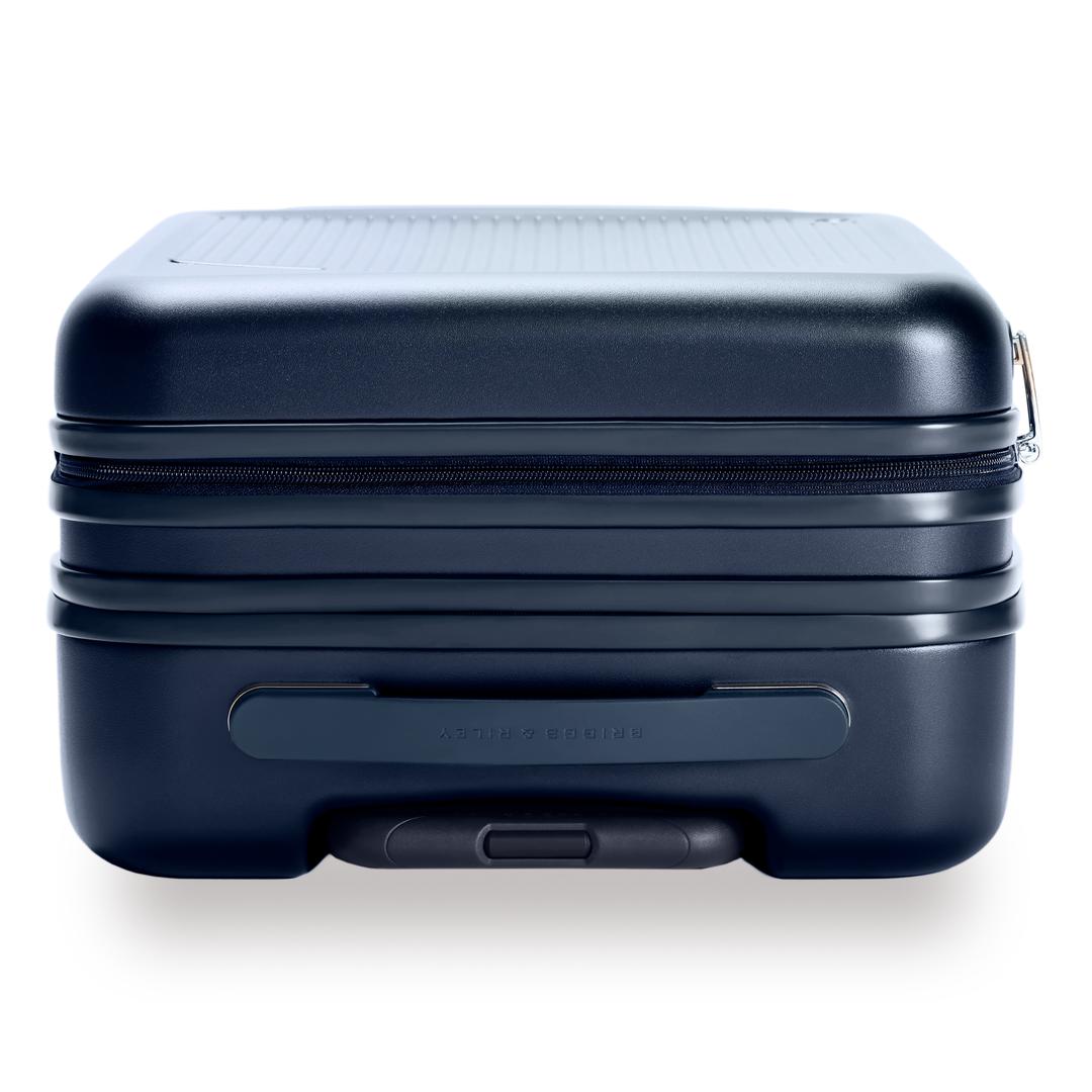 Briggs & RileyBRIG LUG US SU321CXSPW-5 Sympatico GLOBAL CO EXP SP Nav
