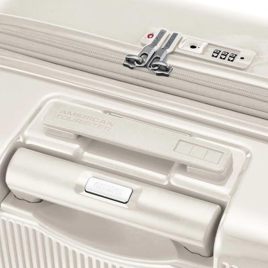 American TouristerGemina Pro V2 Medium