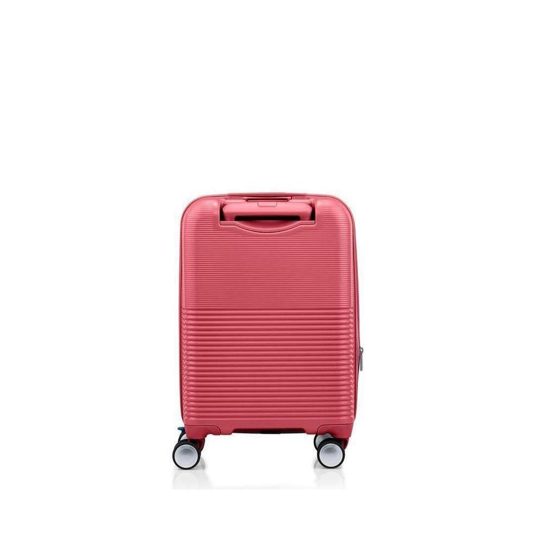 AMERICAN TOURISTERCubecraft Carry-On