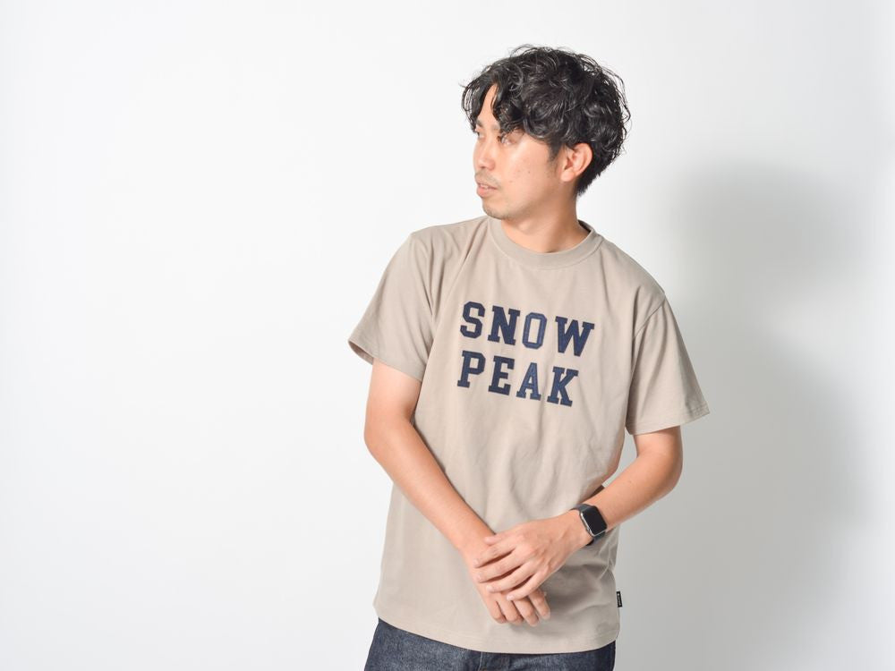 SNOW PEAKSNOW PEAK FELT LOGO T SHIRT