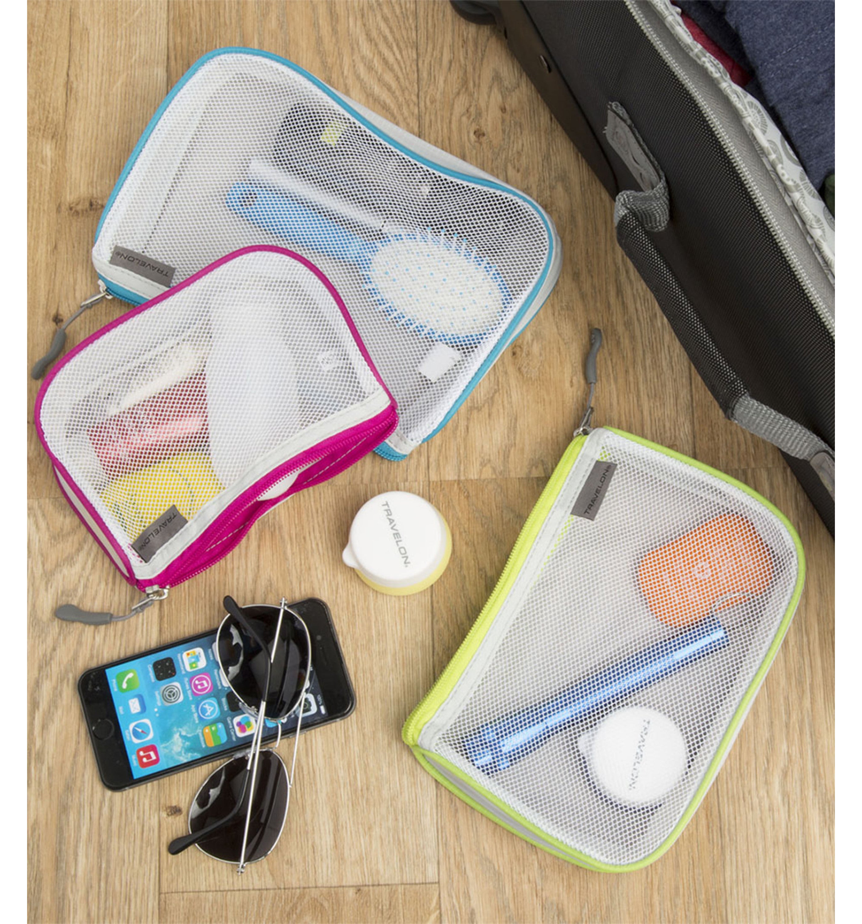 TRAVELONSet Of 3 Assorted Piped Pouches