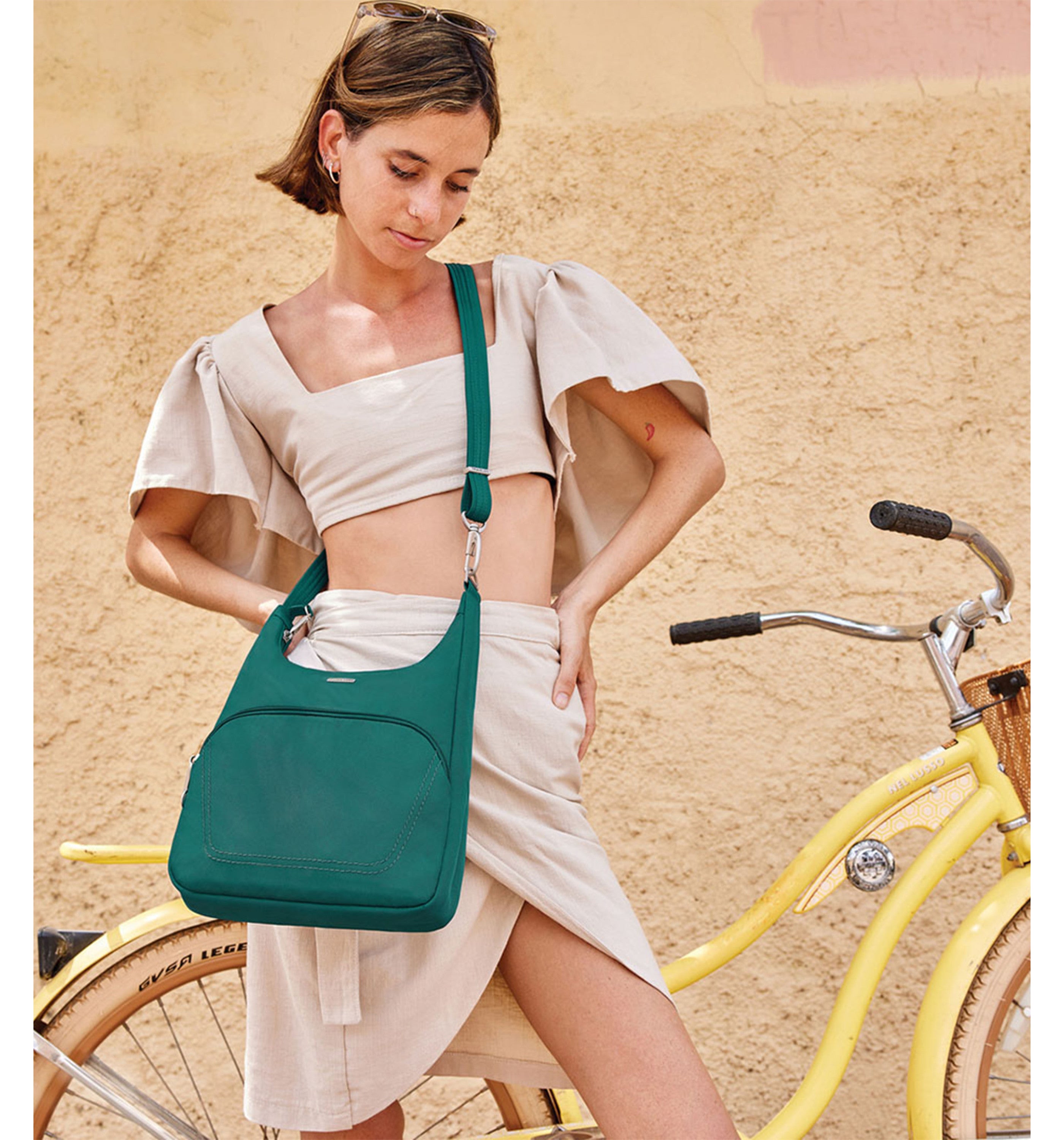 TRAVELONAnti-Theft Classic Essential Messenger Bag