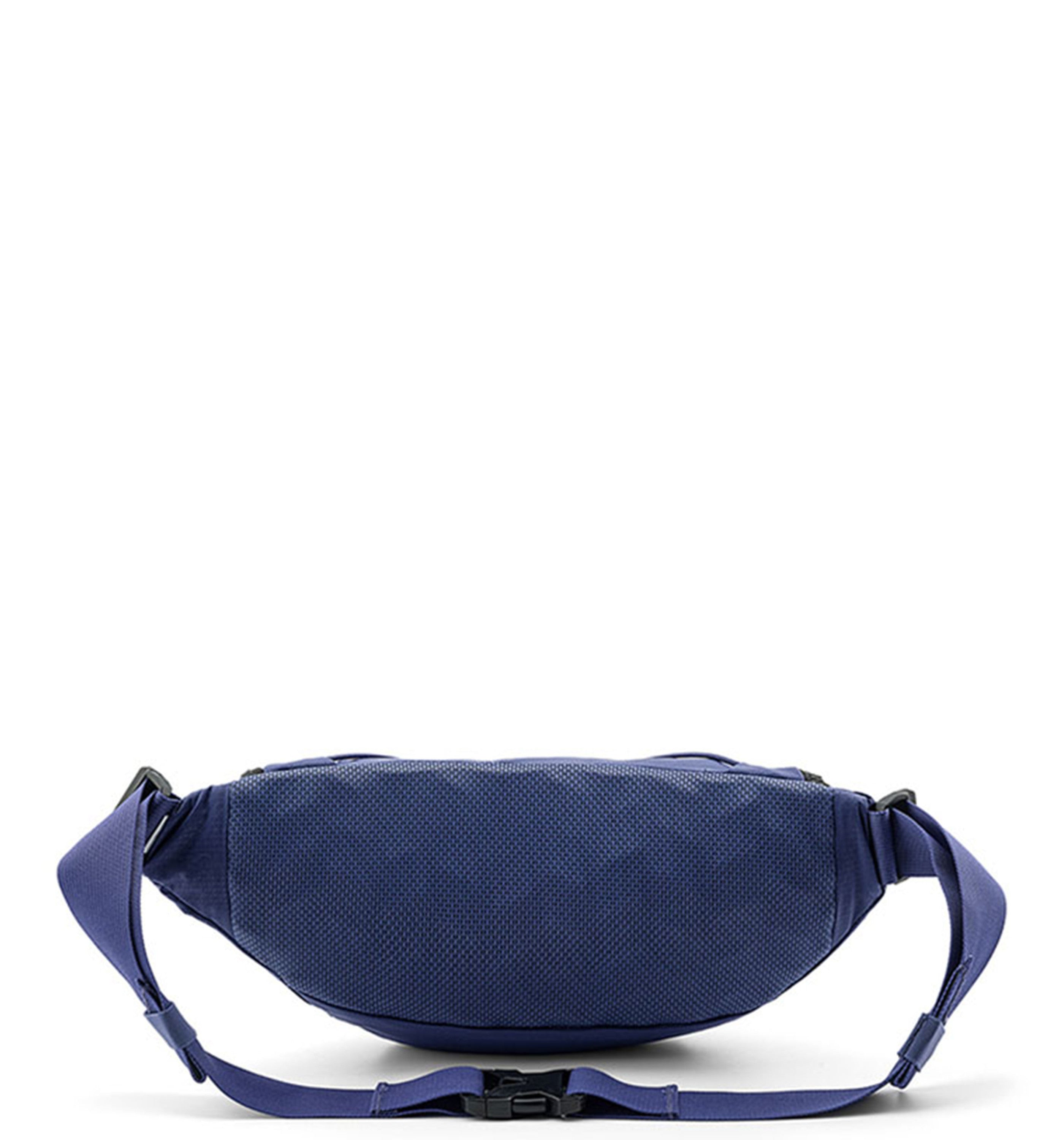 THE NORTH FACELumbnical-S Bag