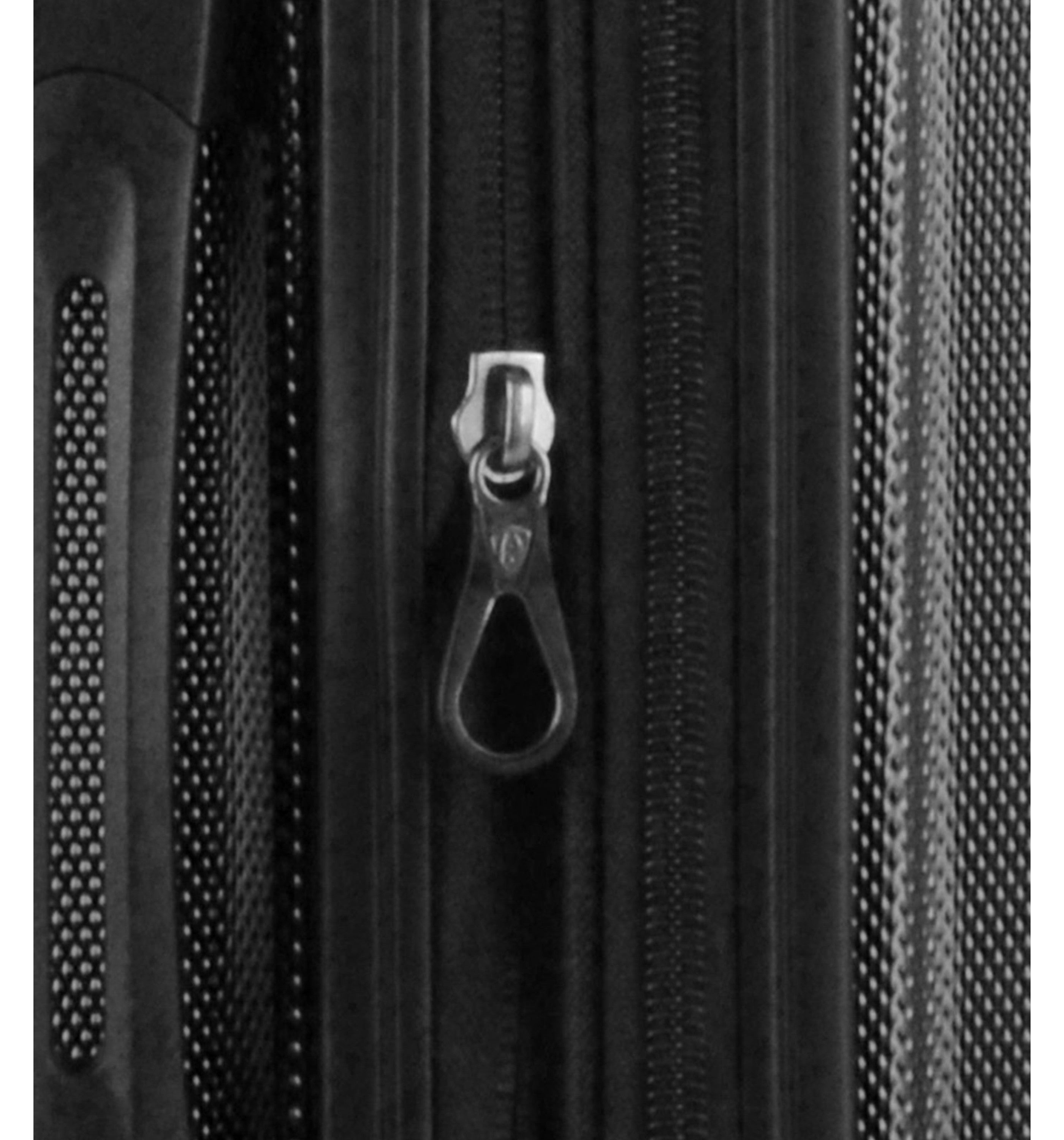 TRAVELERS CHOICEART OF TRAVEL 2 BLACK 21IN (S) LUGGAGE