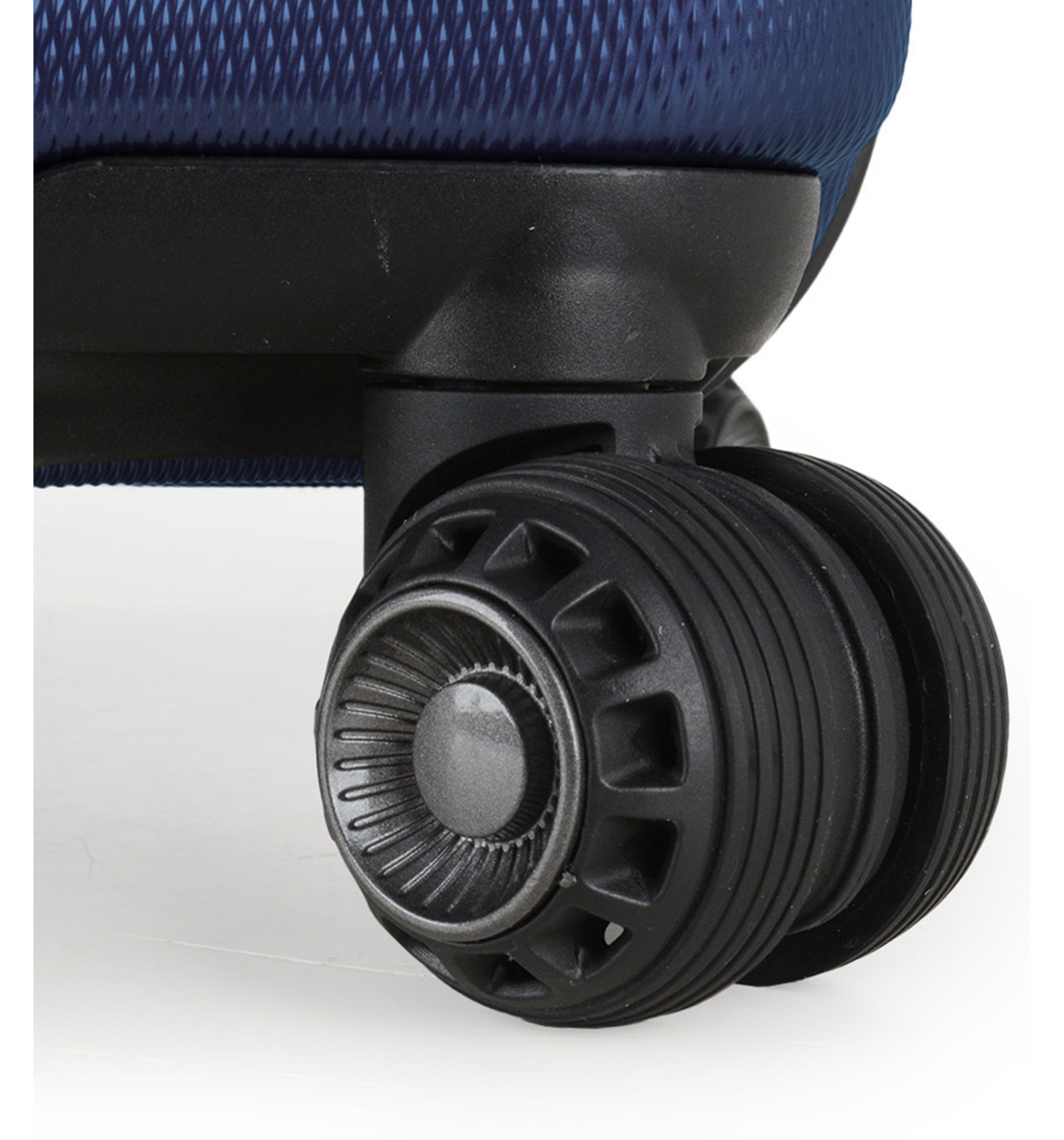 TRAVELERS CHOICEART OF TRAVEL 2 NAVY 30IN (L) LUGGAGE