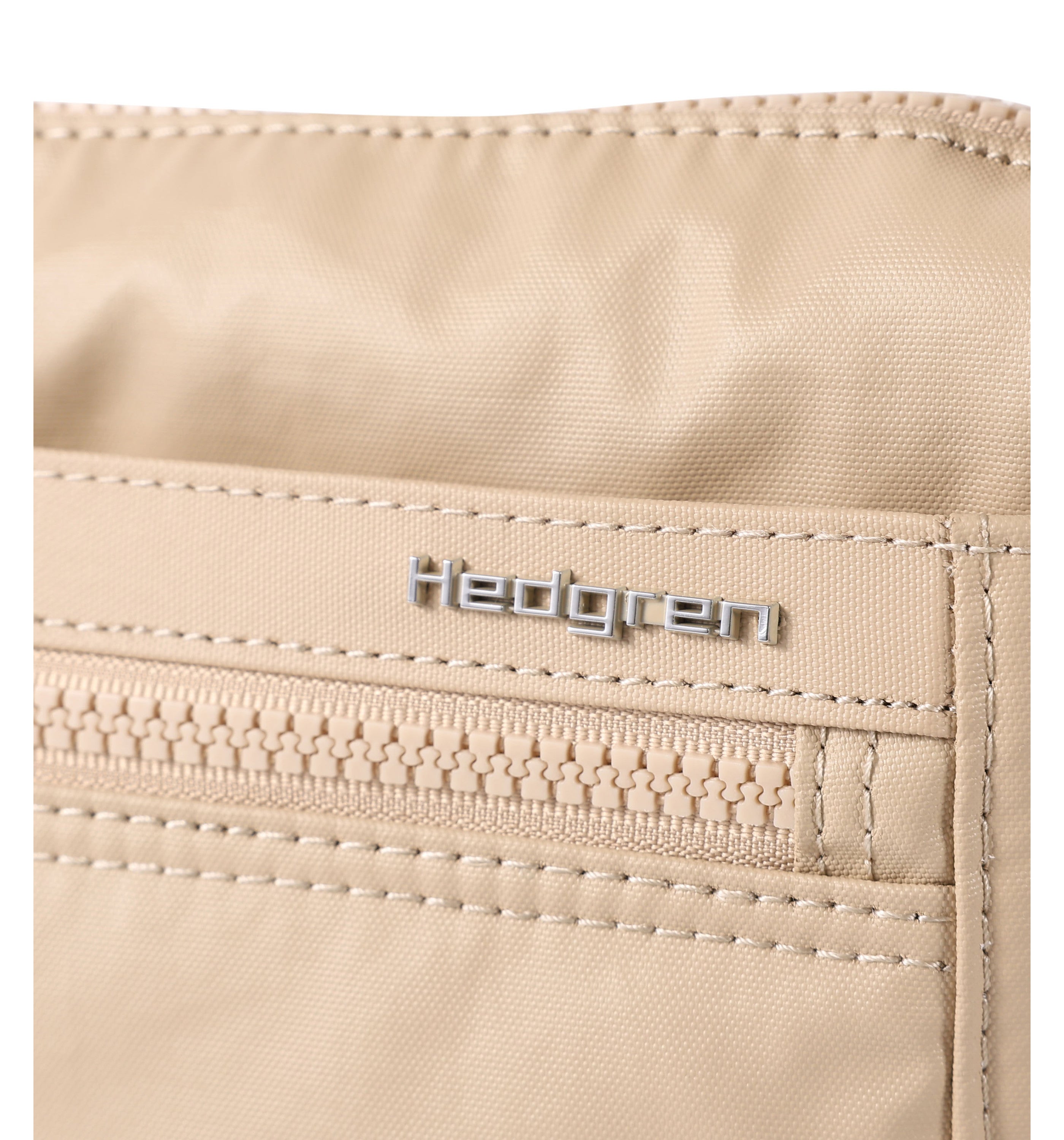 HEDGRENEye M Sling Bag