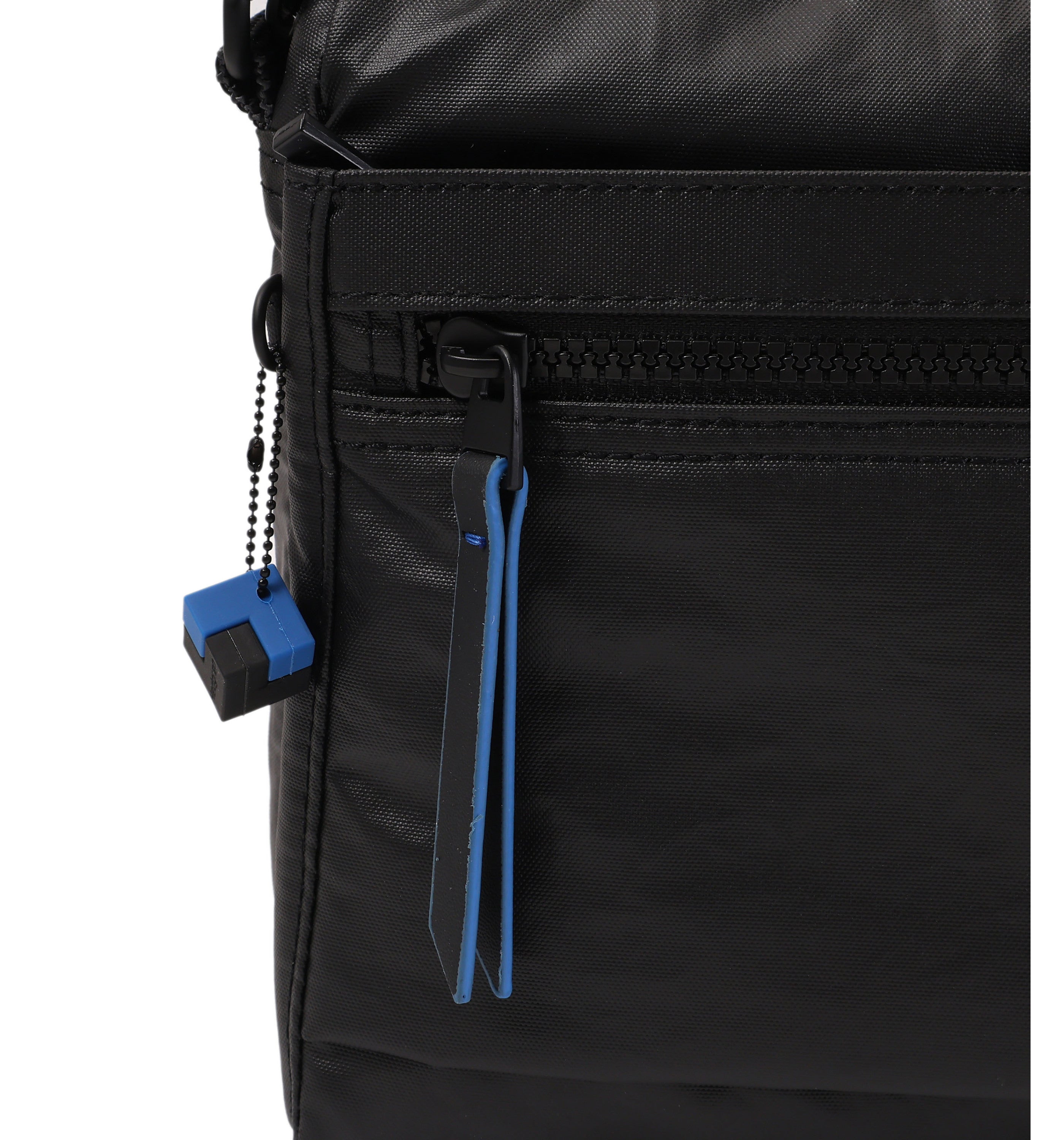 HEDGRENEye M Sling Bag