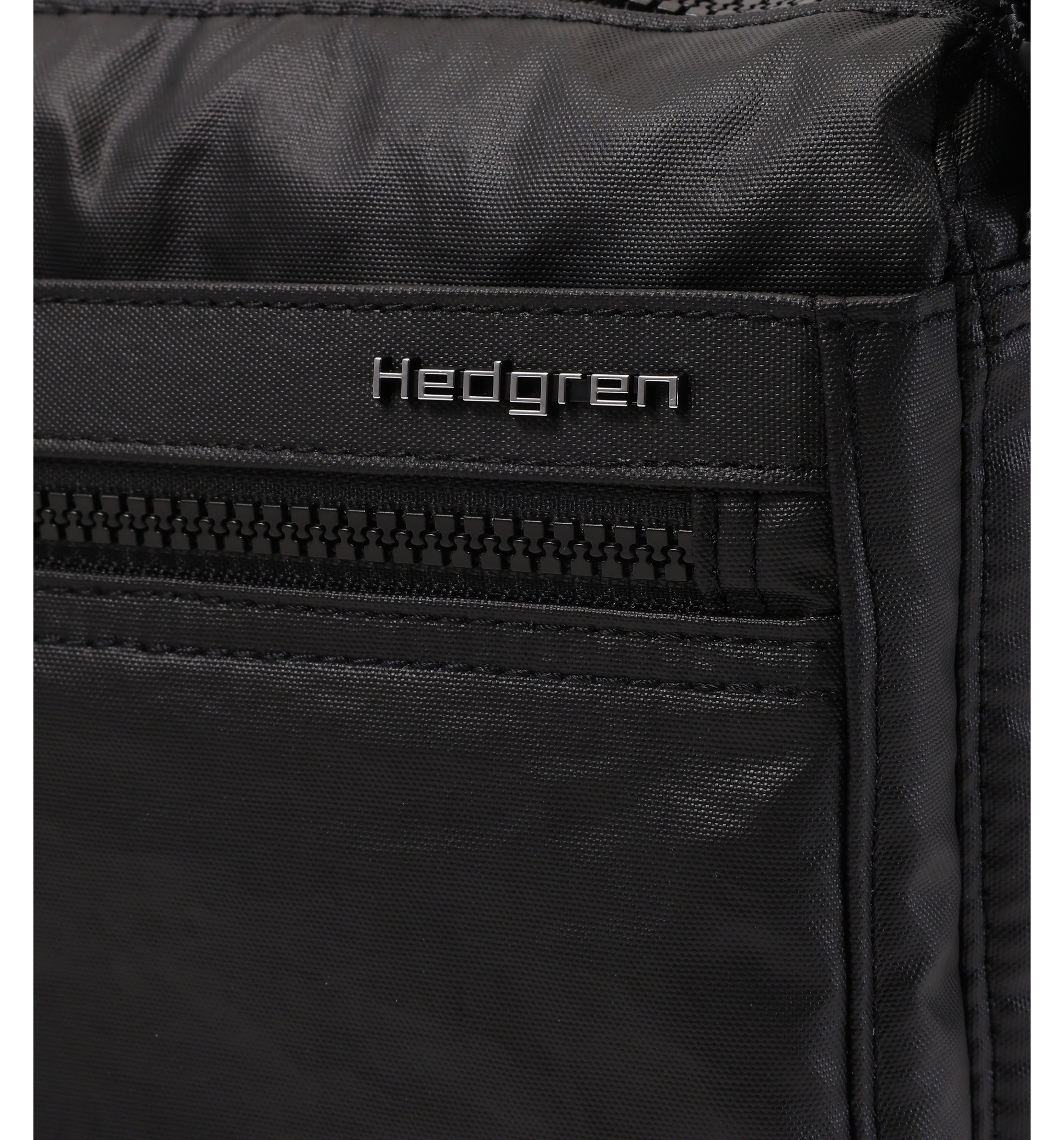 HEDGRENEye M Sling Bag