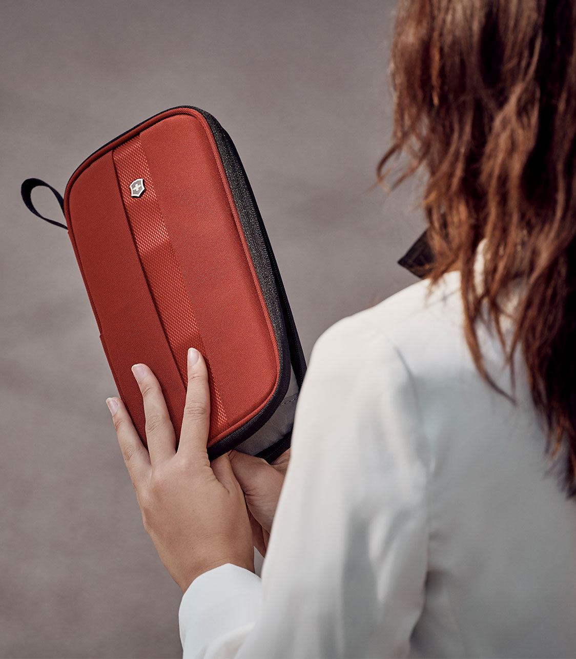 VICTORINOXTravel Organizer with RFID Red