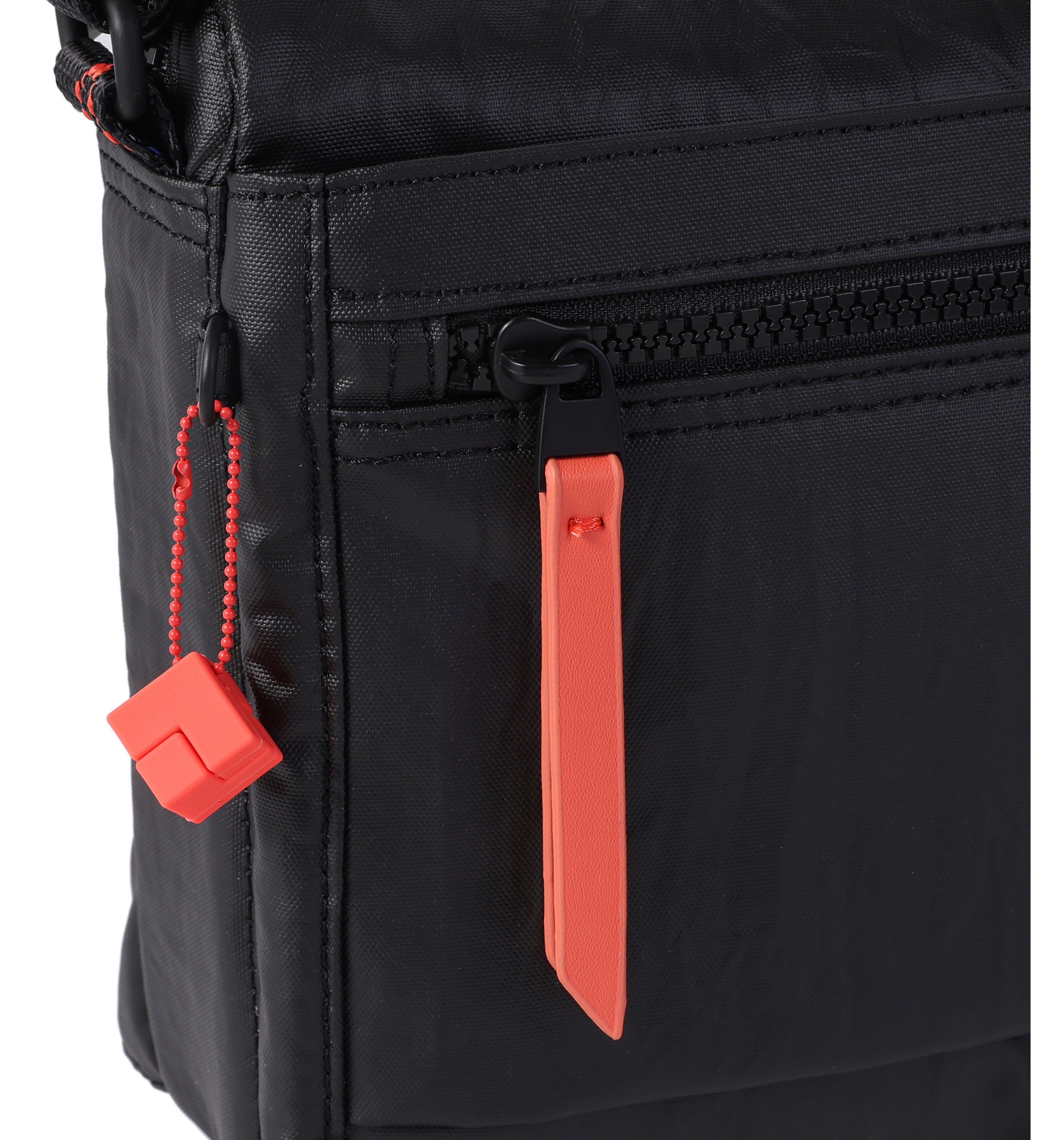 HEDGRENEye M Sling Bag