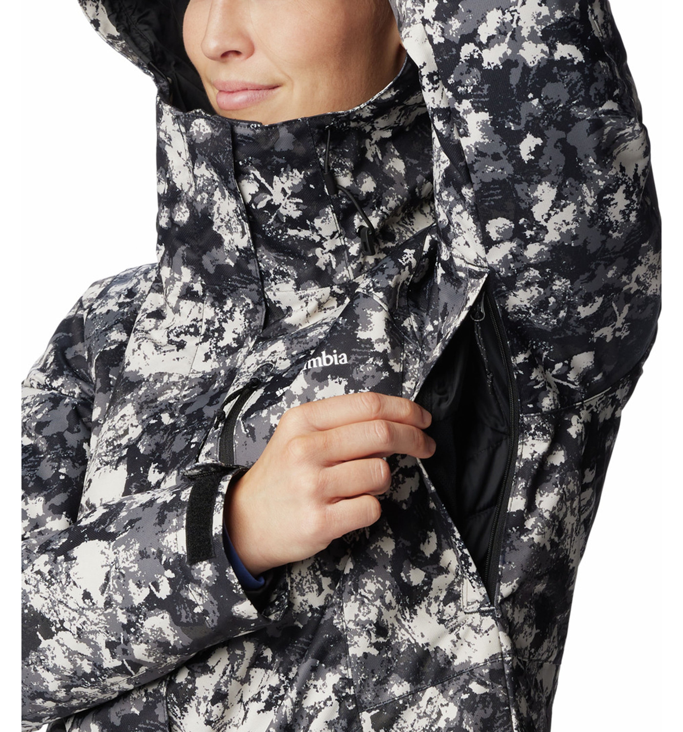 COLUMBIA SPORTSWEARWomen's Whirlibird IV Interchange Jacket