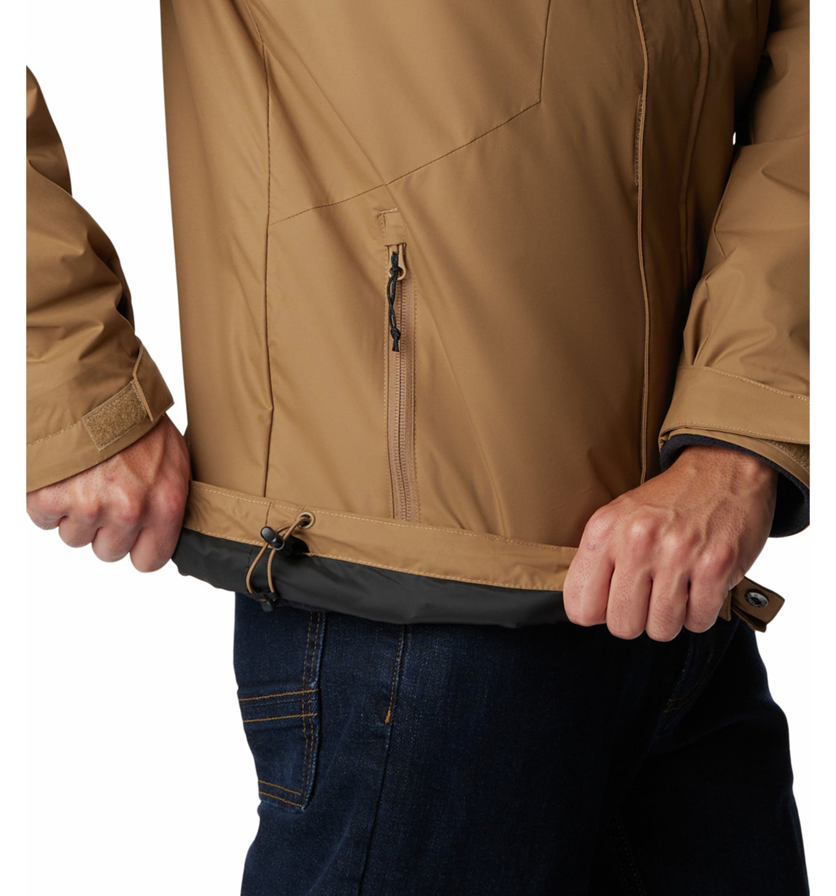 COLUMBIA SPORTSWEARMen's Tunnel Falls Interchange Jacket