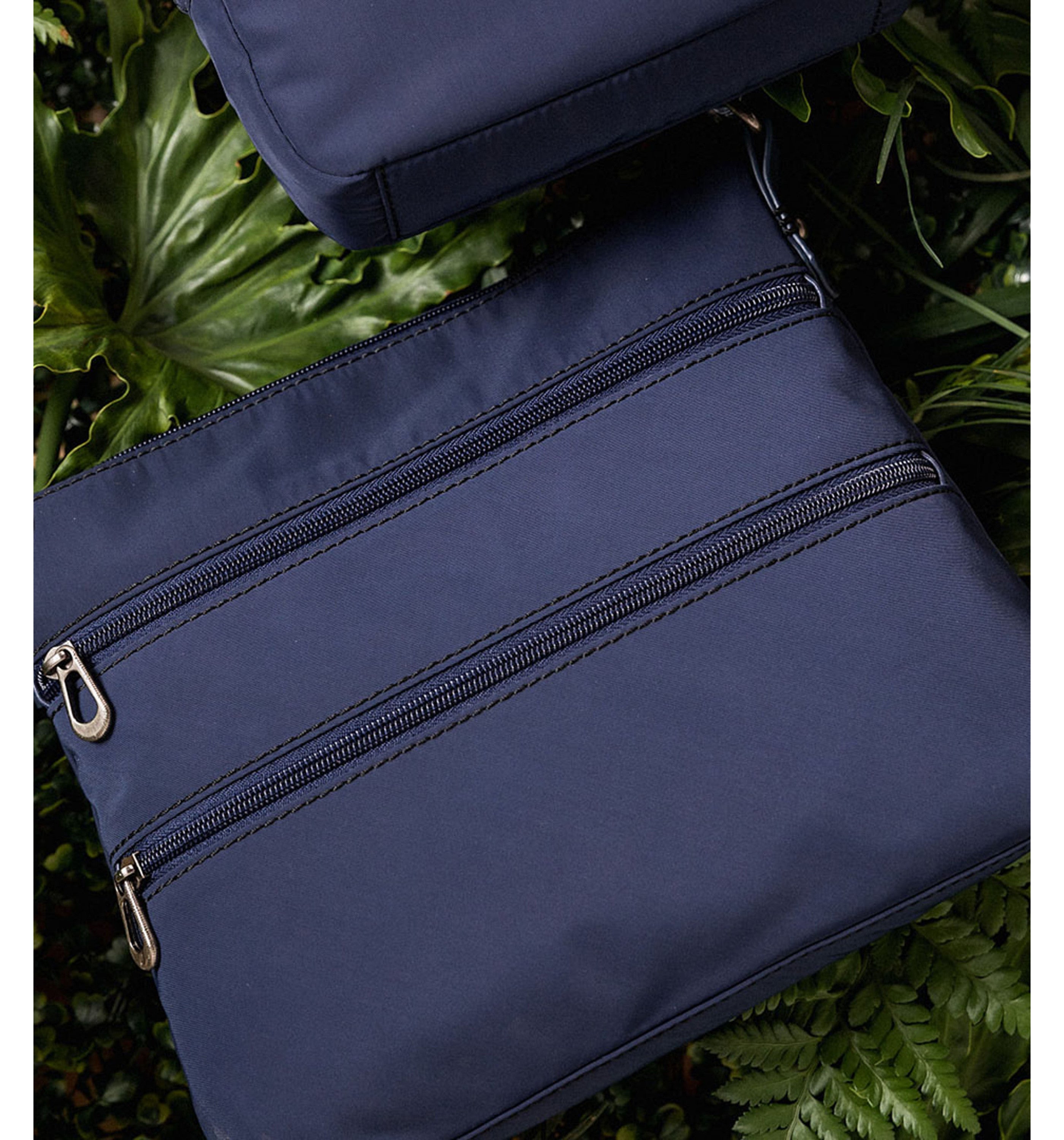 HEDGRENEmily Sling Bag