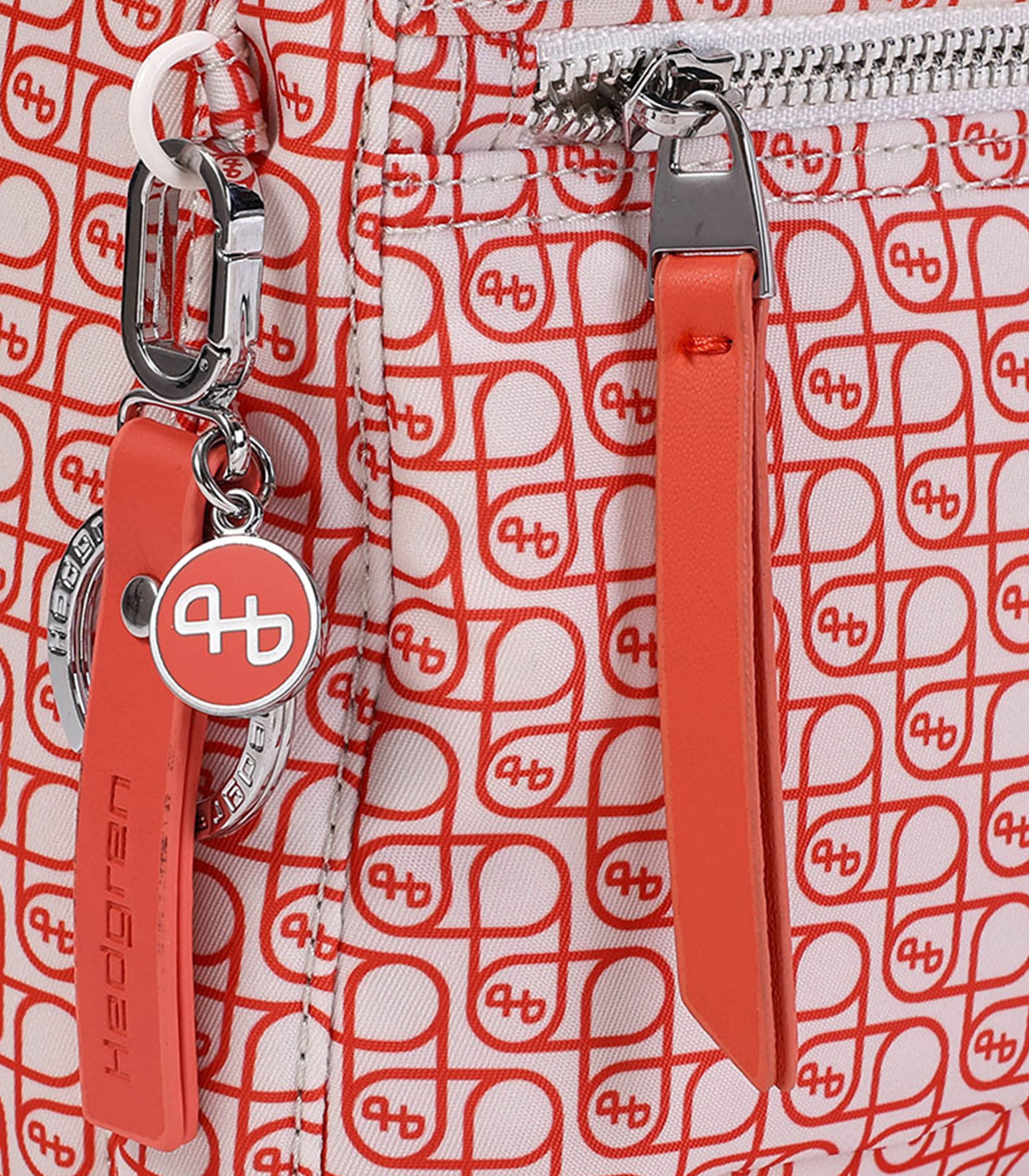 HEDGRENEye M Sling Bag