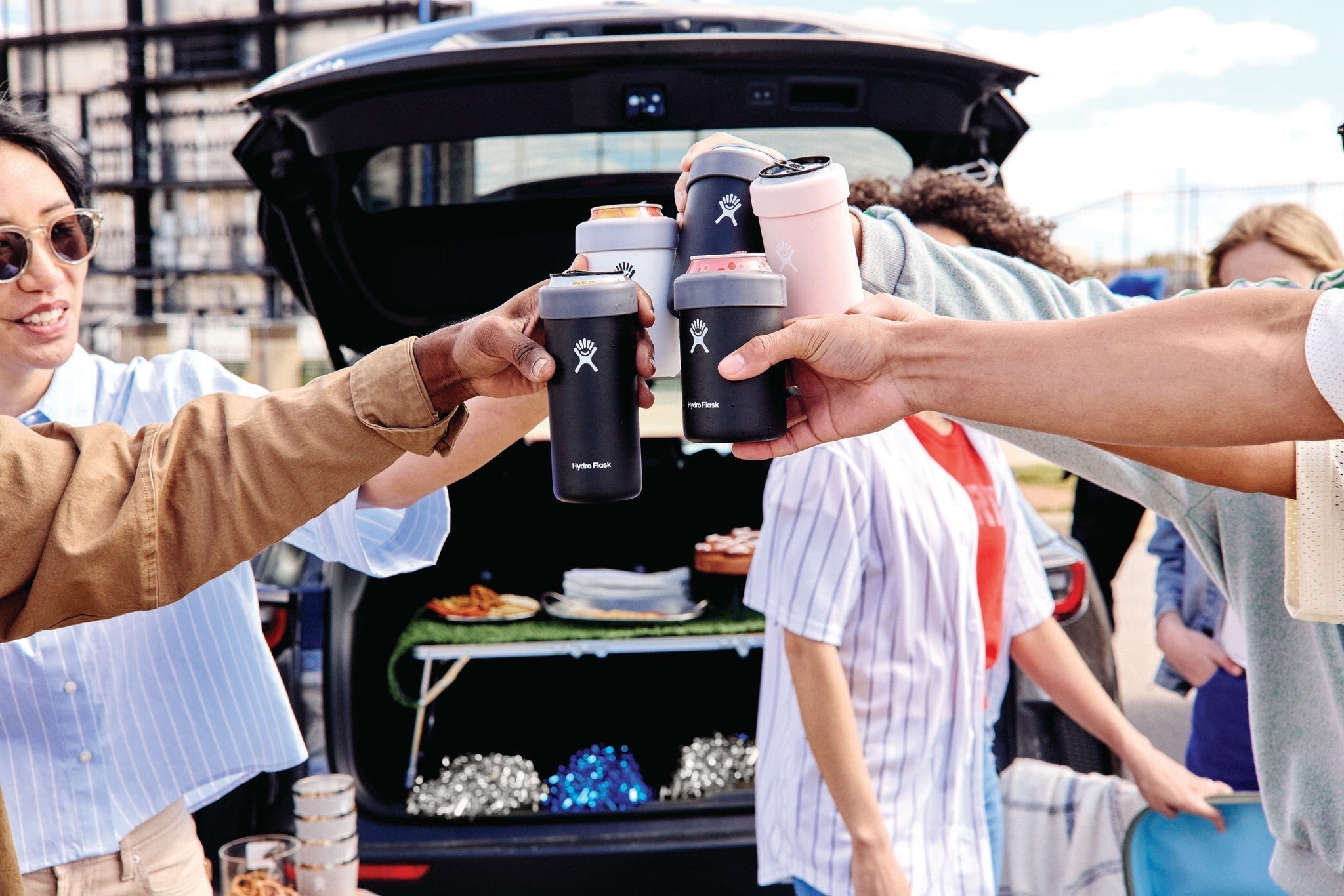 The Perfect Father’s Day Gift: Give Dad a Hydro Flask Made Just For Him