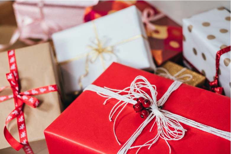 Last-Minute Travel Gift Ideas for Every Budget