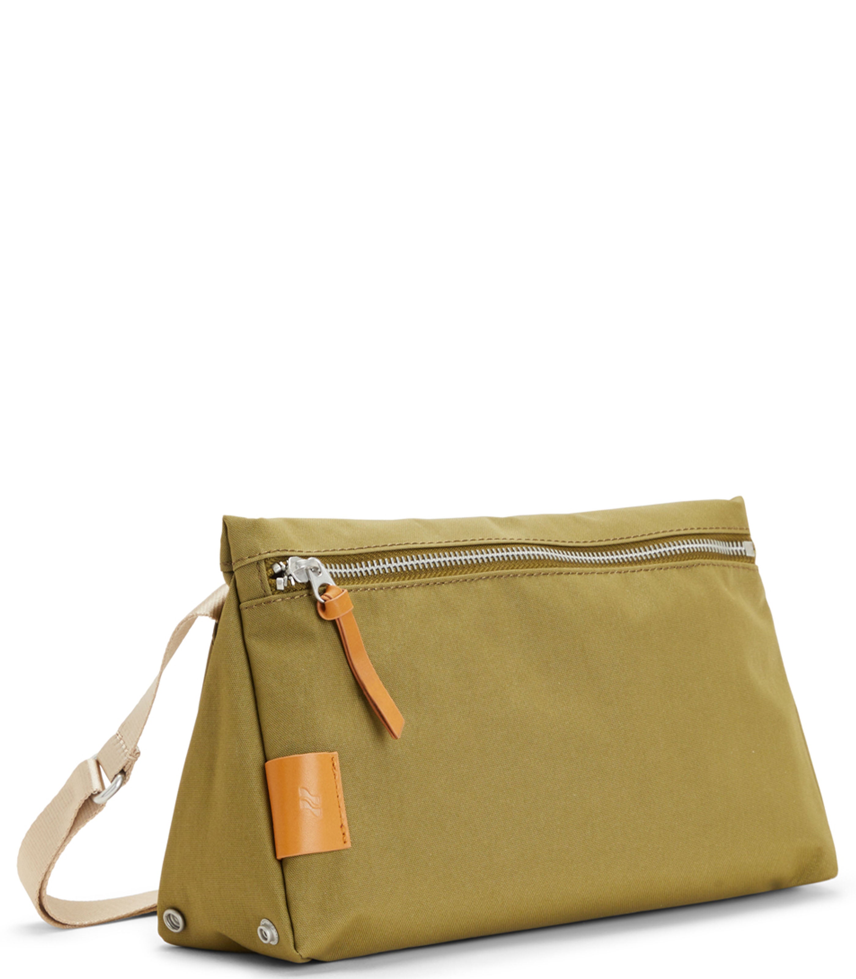 NIRU CITY SLING OLIVE
