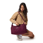 JANSPORTJANSPORT RECHARGE GYM BAG MEDIUM CHERRY LACQUER 20L