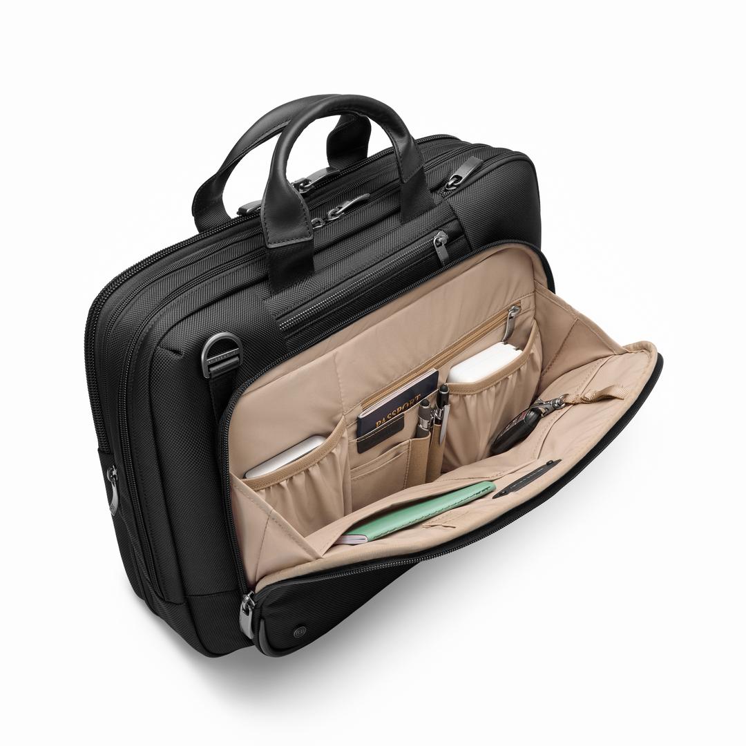 Briggs & RileyBRIG BAG US 789411055491 MED EXPANDABLE BRIEF BLACK LAPTOPBAG -