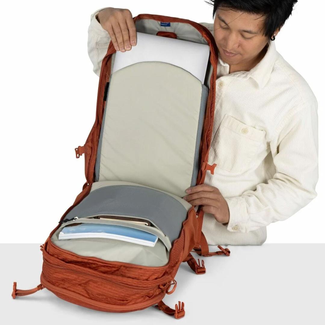 OSPREYNebula Backpack