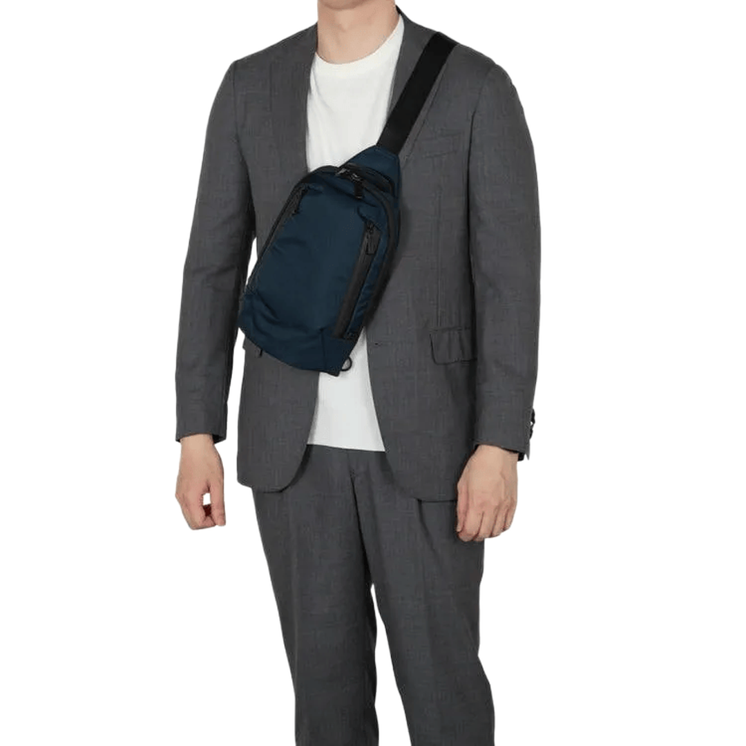 ACEA. Metreks Crossbody