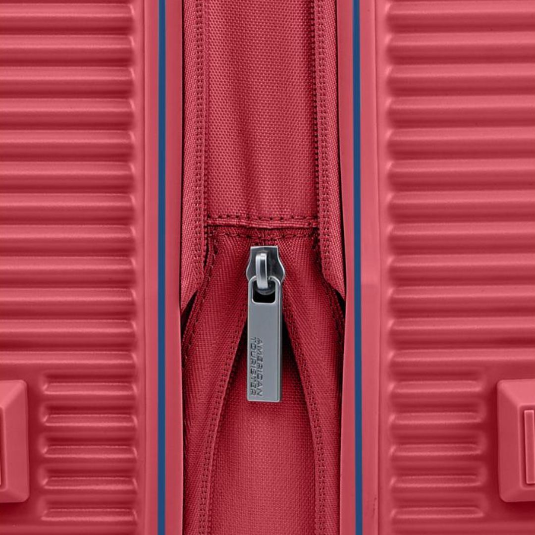 AMERICAN TOURISTERCubecraft Medium