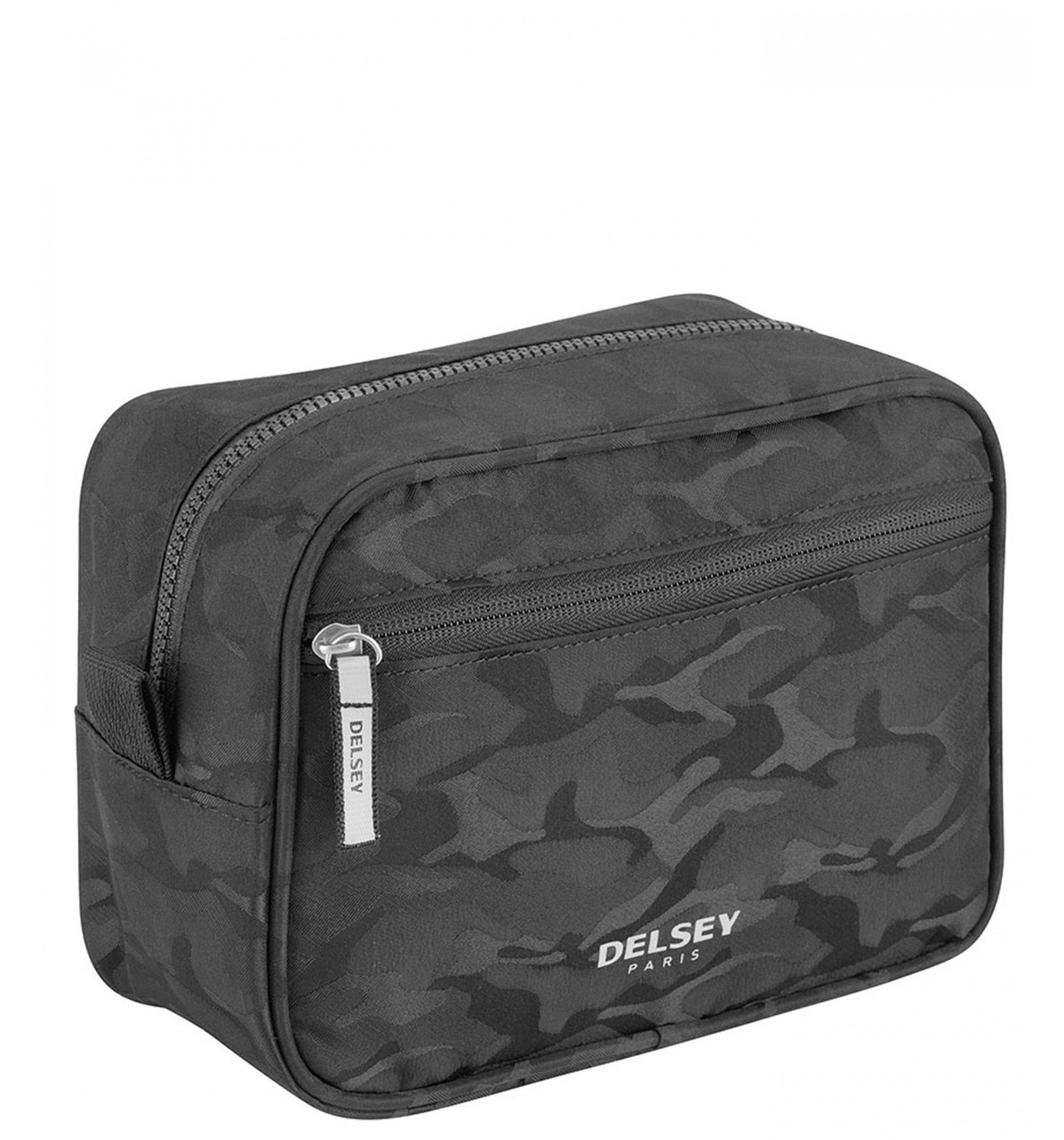 ESSENTIALS TOILETRY POUCH BLACK GWP